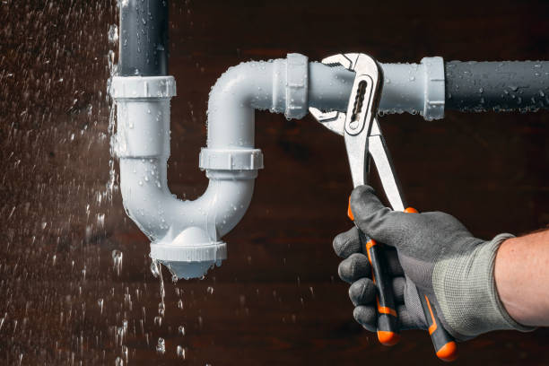 Professional Water Heater Replacement technician working in Preston, TX